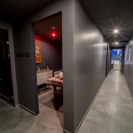 The Loft 호텔