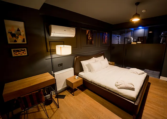 מלון The Loft קייסרי